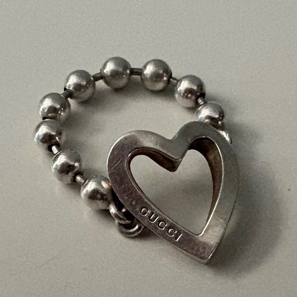 Gucci Sterling Silver Open Heart Ball Chain Ring Size 7 - Picture 2 of 6